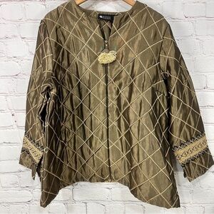 Woman’s formal jacket blazer size 1X plus size gold diamond wedding winter